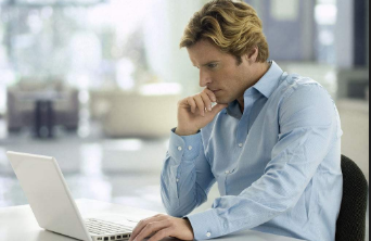 在高端网站建设时配色尽量控制在三种色彩以内