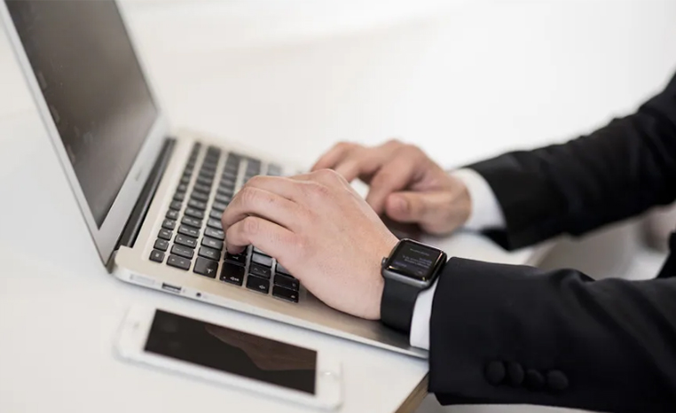 高端网站建设中常见的五大布局